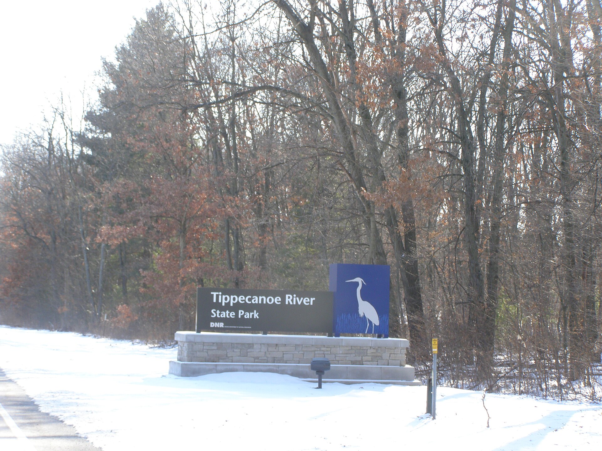 Entrance to Tippecanoe River State Park